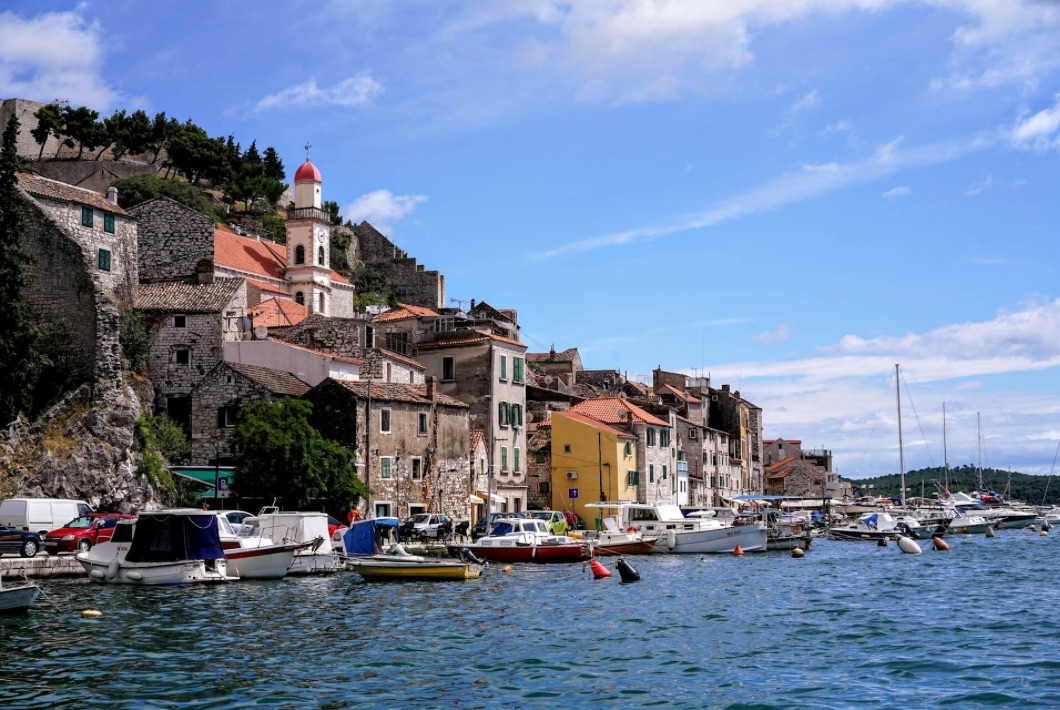 Photo by&nbsp;Partha Narasimhan&nbsp;via Unsplash