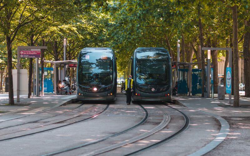 How to Get from Bordeaux Airport to Arcachon? image