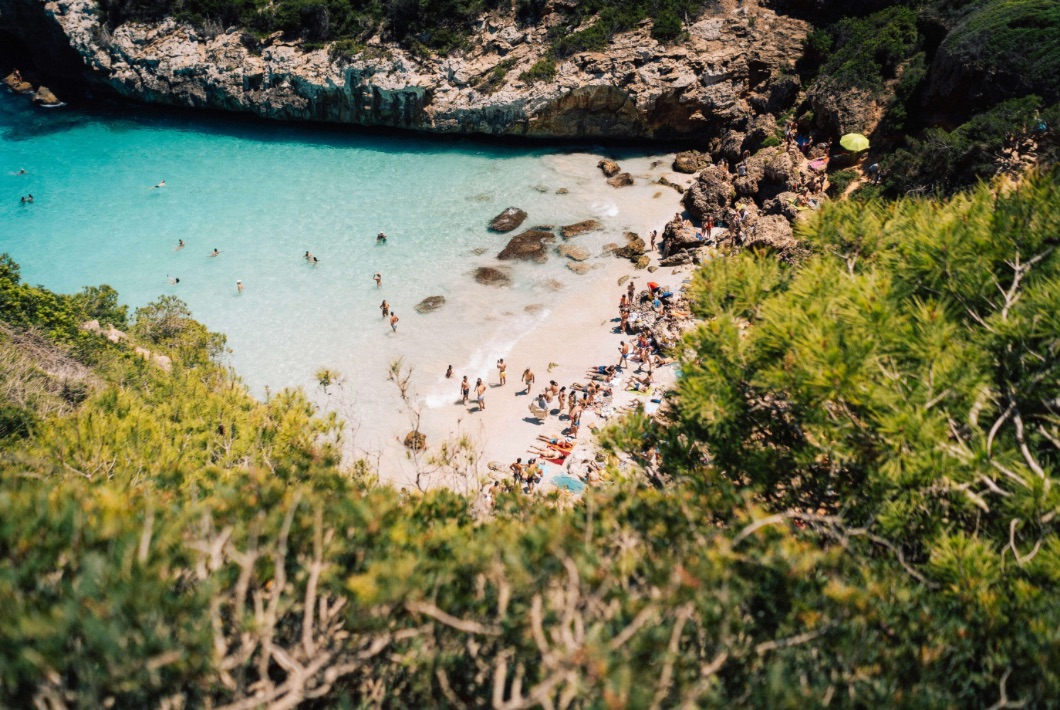 Photo by Fabian Schneidereit via Unsplash