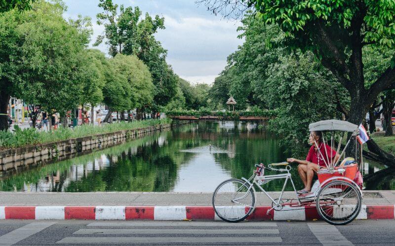 Foto di Adli Wahid su Unsplash