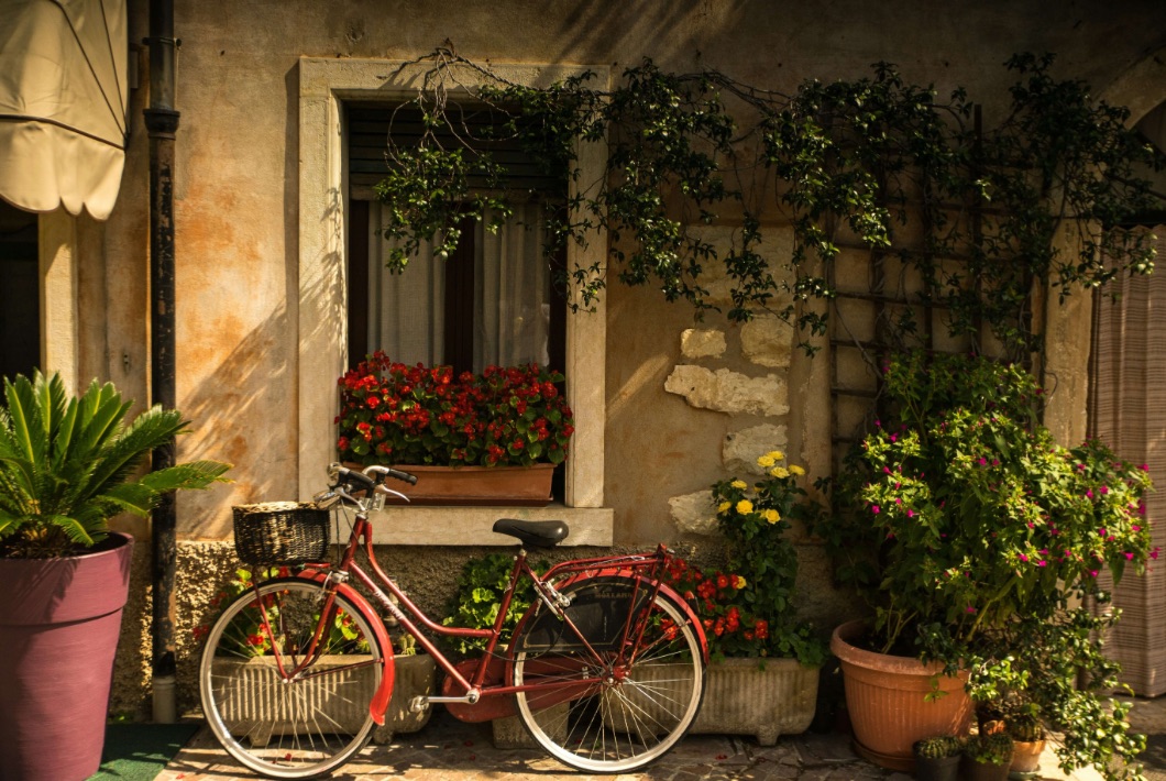 Photo by&nbsp;Jilbert Ebrahimi&nbsp;via Unsplash