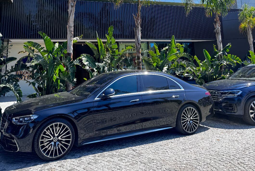 Izmir First-Class Airport Transfer Service is available on viatovia.com