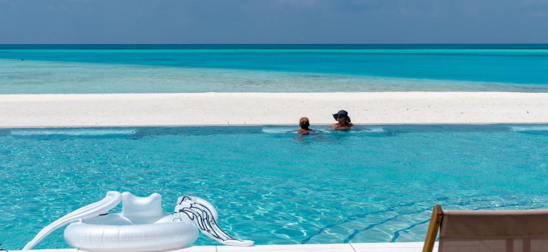 All Options for Getting from Velana International Airport to Male image