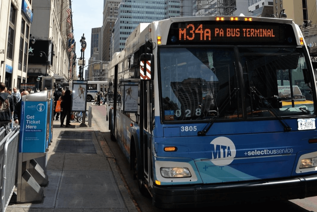 Tomando un autobús desde LaGuardia a Manhattan