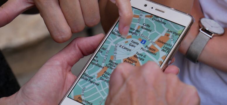 Why Public Transport Can Be a Total Pain for Airport Transfers image