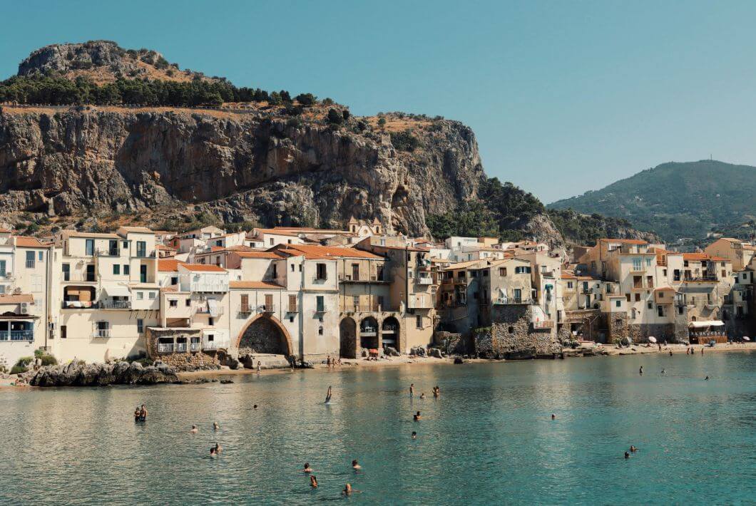 Photo by Efrem  Efre on Pexels
