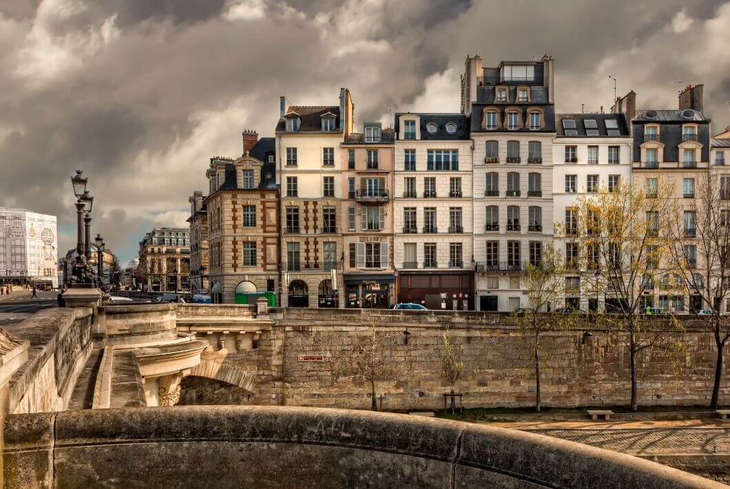 Image by&nbsp;edmondlafoto&nbsp;from&nbsp;Pixabay