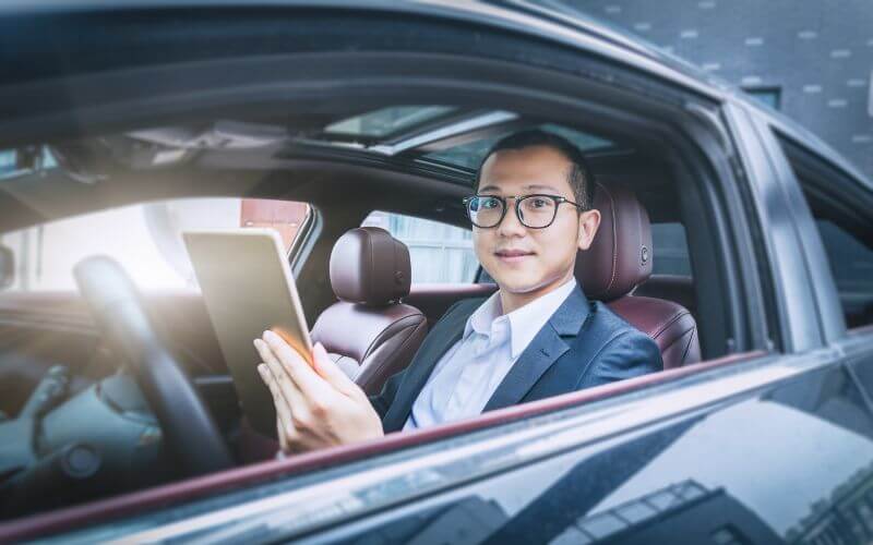 How to get from Shanghai Pudong Airport to City Centre? image