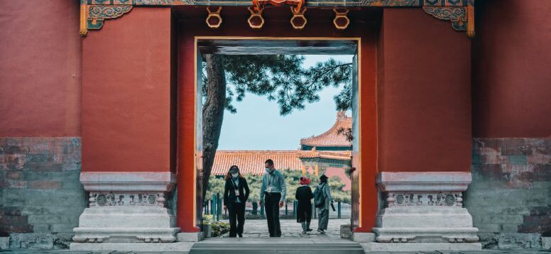 Photo by zhang kaiyv on Unsplash