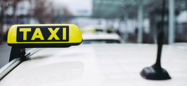 Toronto taxi service to Pearson Airport